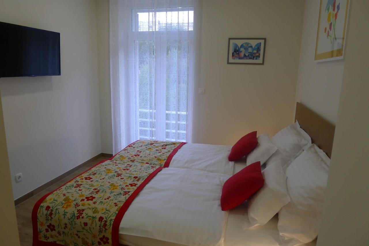 Split Centre Zlatan Rooms&Studio ภายนอก รูปภาพ